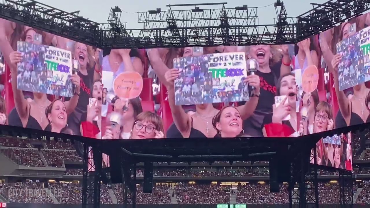#BTSARMY Raise Emotional Fan Signs at